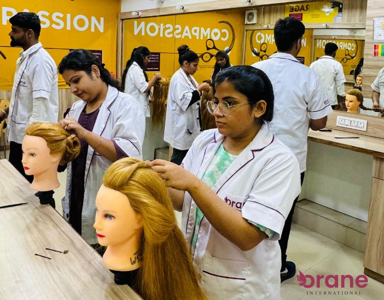 Top beauty academy in Rohtak